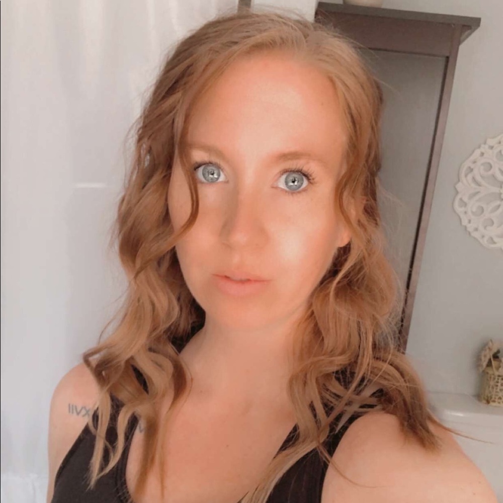 Meet your Posher, Jessica